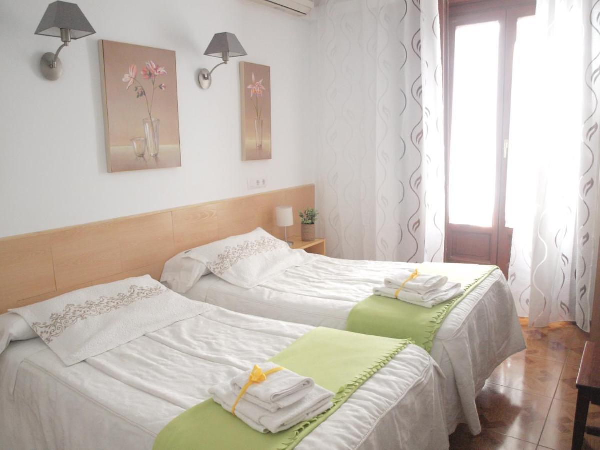 Hostal Aliste Madrid Ngoại thất bức ảnh