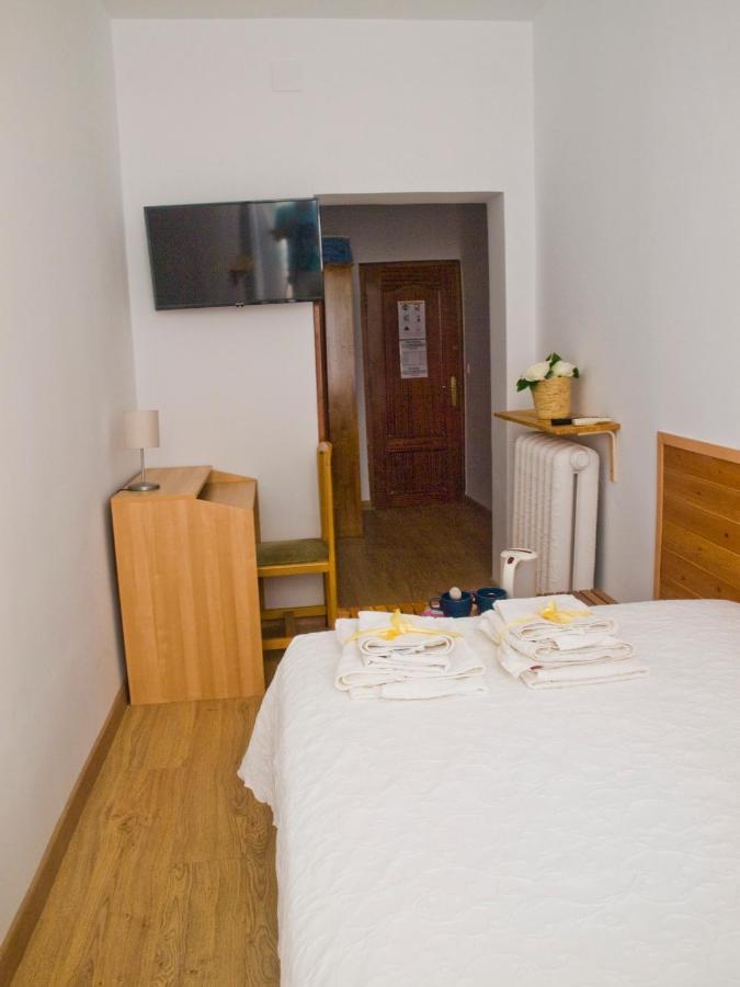 Hostal Aliste Madrid Ngoại thất bức ảnh