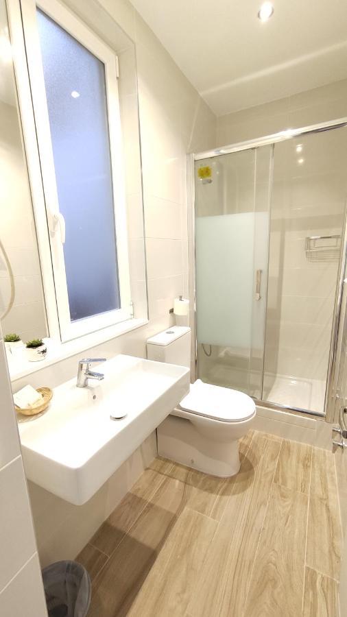 Hostal Aliste Madrid Ngoại thất bức ảnh
